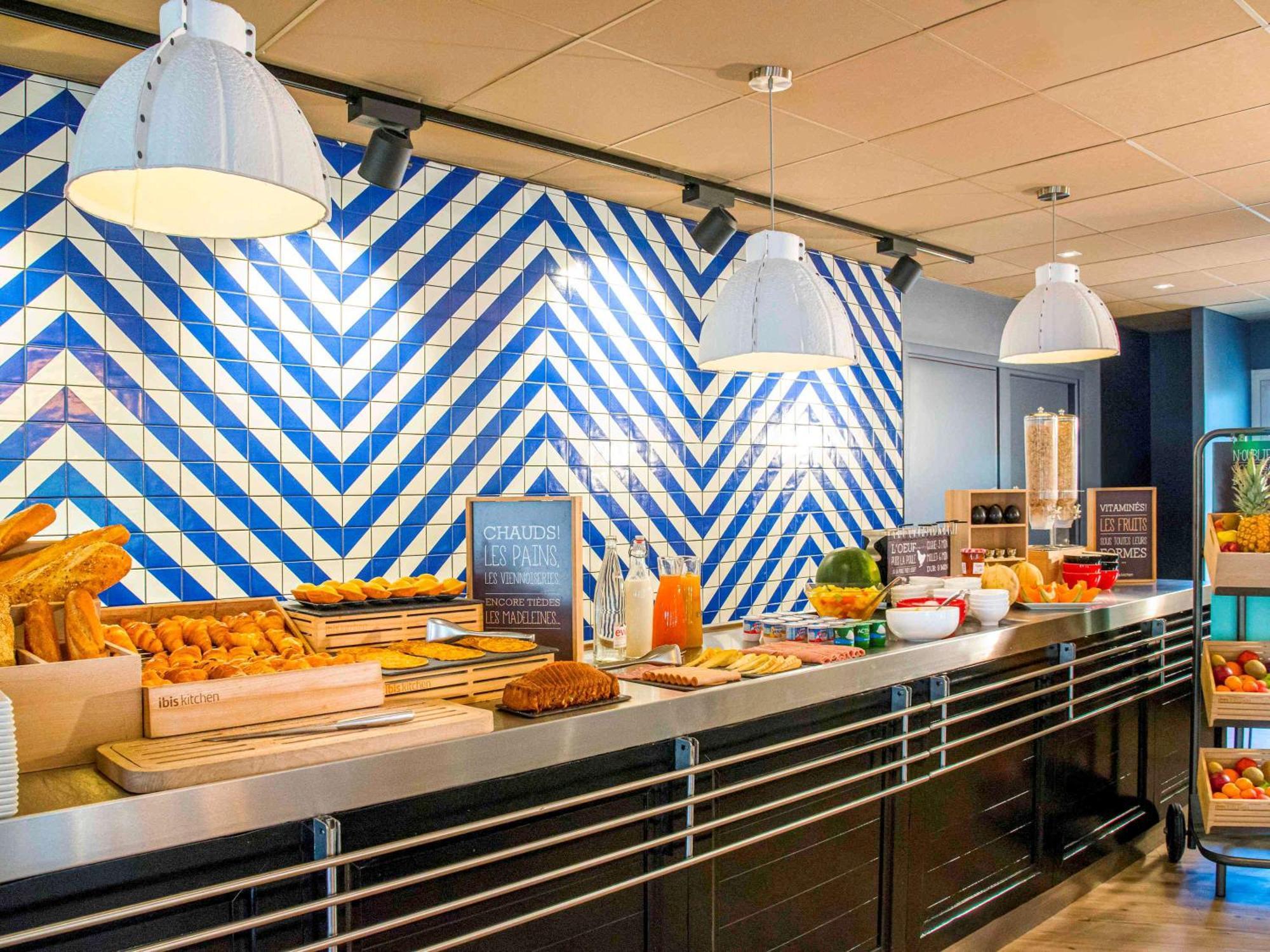 Hotel Ibis Manosque Cadarache Zewnętrze zdjęcie