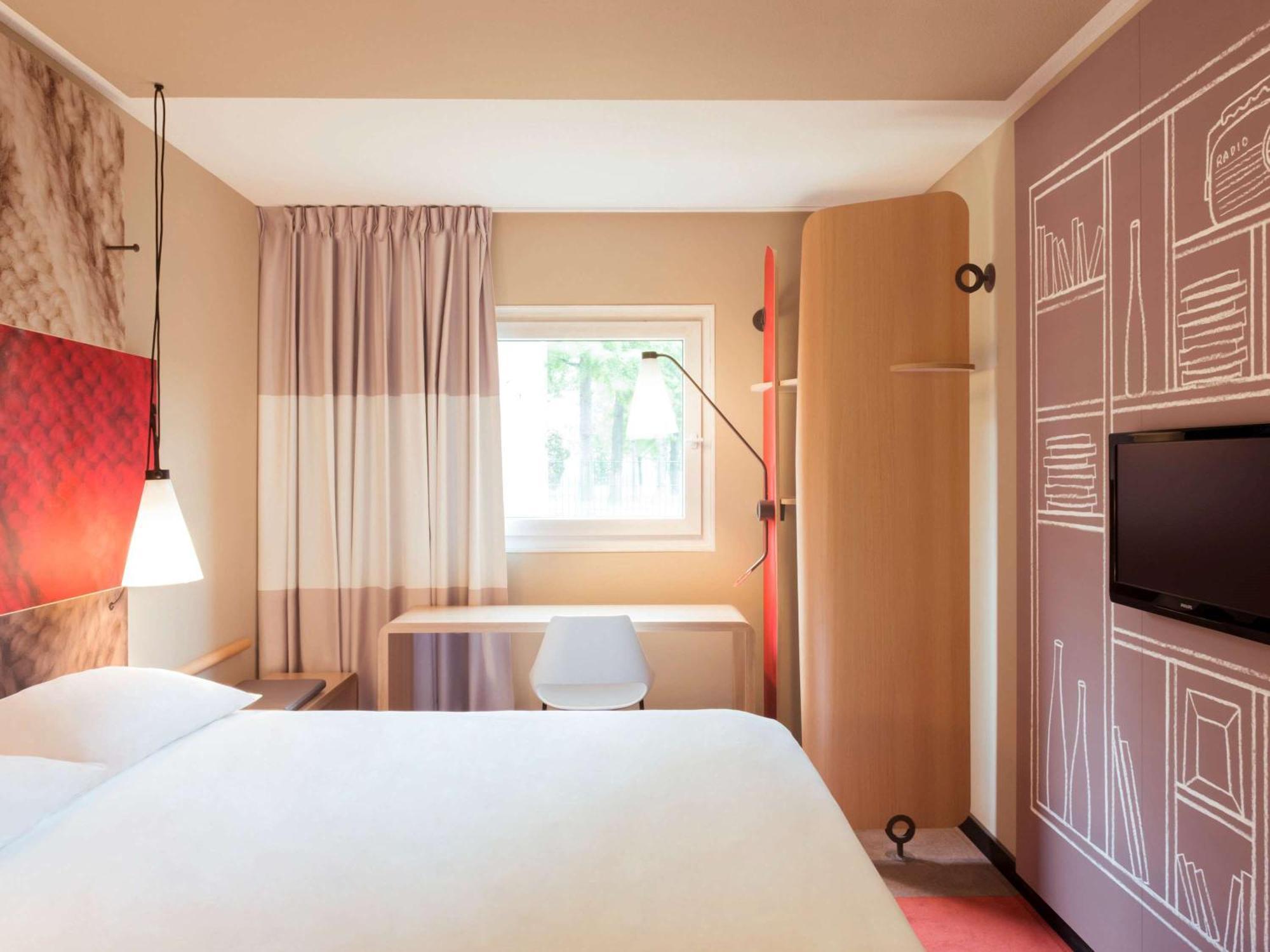 Hotel Ibis Manosque Cadarache Zewnętrze zdjęcie