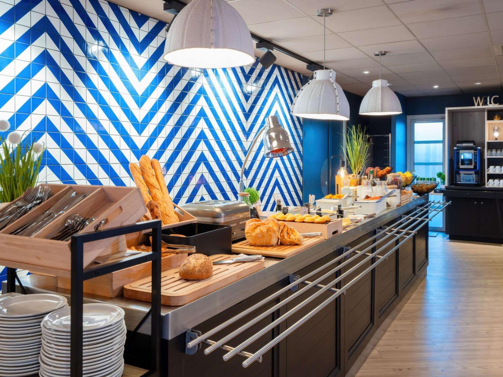 Hotel Ibis Manosque Cadarache Zewnętrze zdjęcie